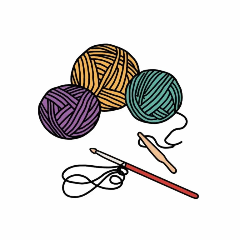 Zwei Wollknäule in den Farben lila, gelb und grün sind zu sehen. Man sieht zwei Häkelnadeln